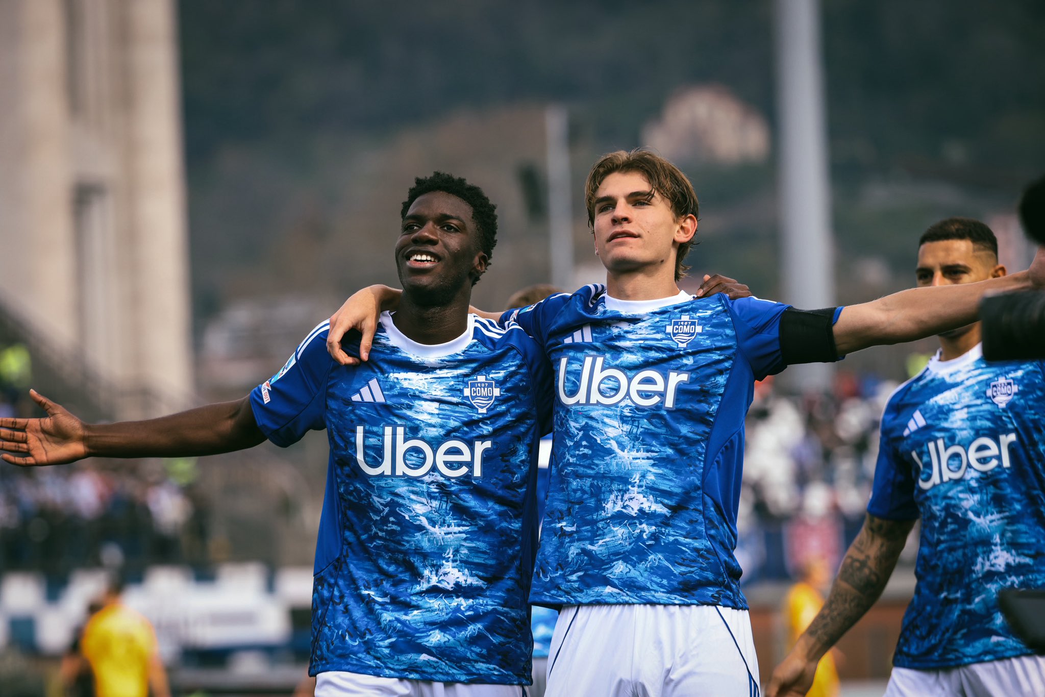 Nico Paz and Assane Diao celebrate together